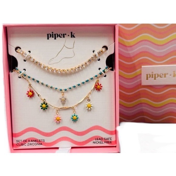 Nwt Piper K Gorgeous Floral Anklet Set Of 3 45$